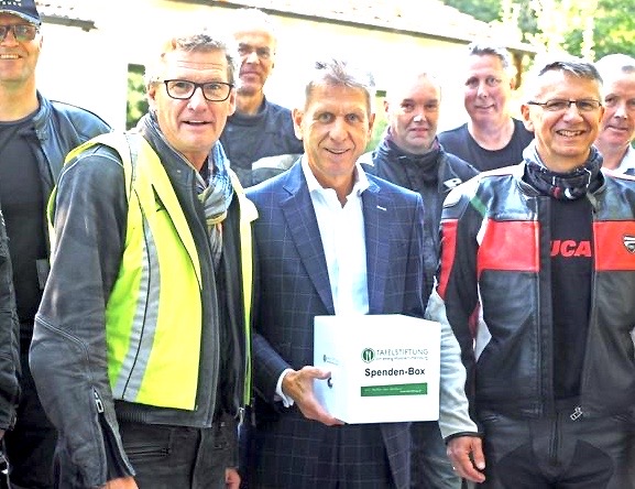 Biker-Tour mit Minister Dr. Bernd Buchholz